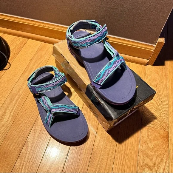 Teva Hurricane Walking Hiking Sandals Size 4 ( Big Girl) - Picture 8 of 14